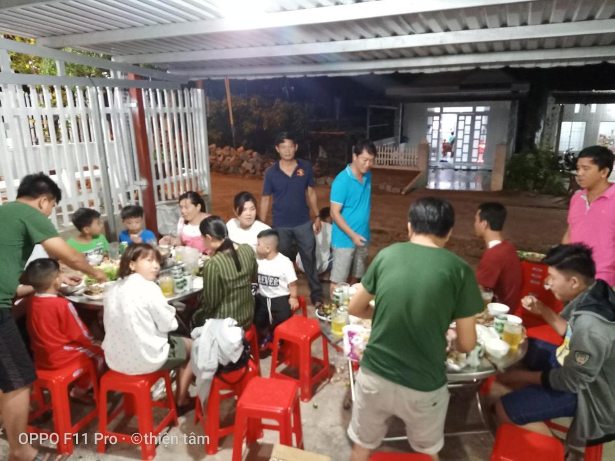 Nhà Nghỉ NgọC PhuọNg Hon Son Hotel Lai Son Buitenkant foto